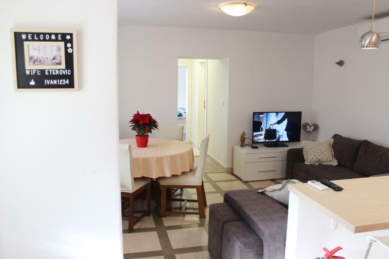 Apartment Pino Pucisca Dış mekan fotoğraf